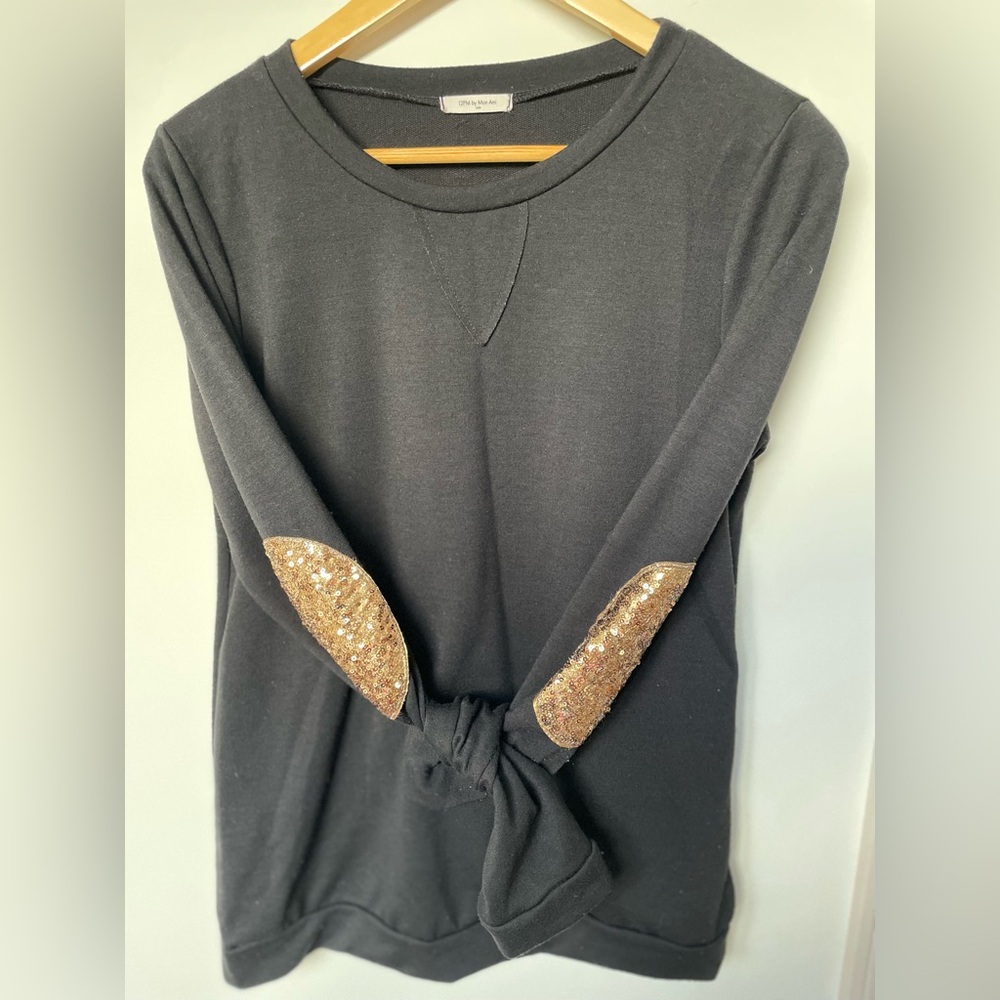 12 pm by Mona Mi Sweatshit with gold sequin elbow patch. Size medium.